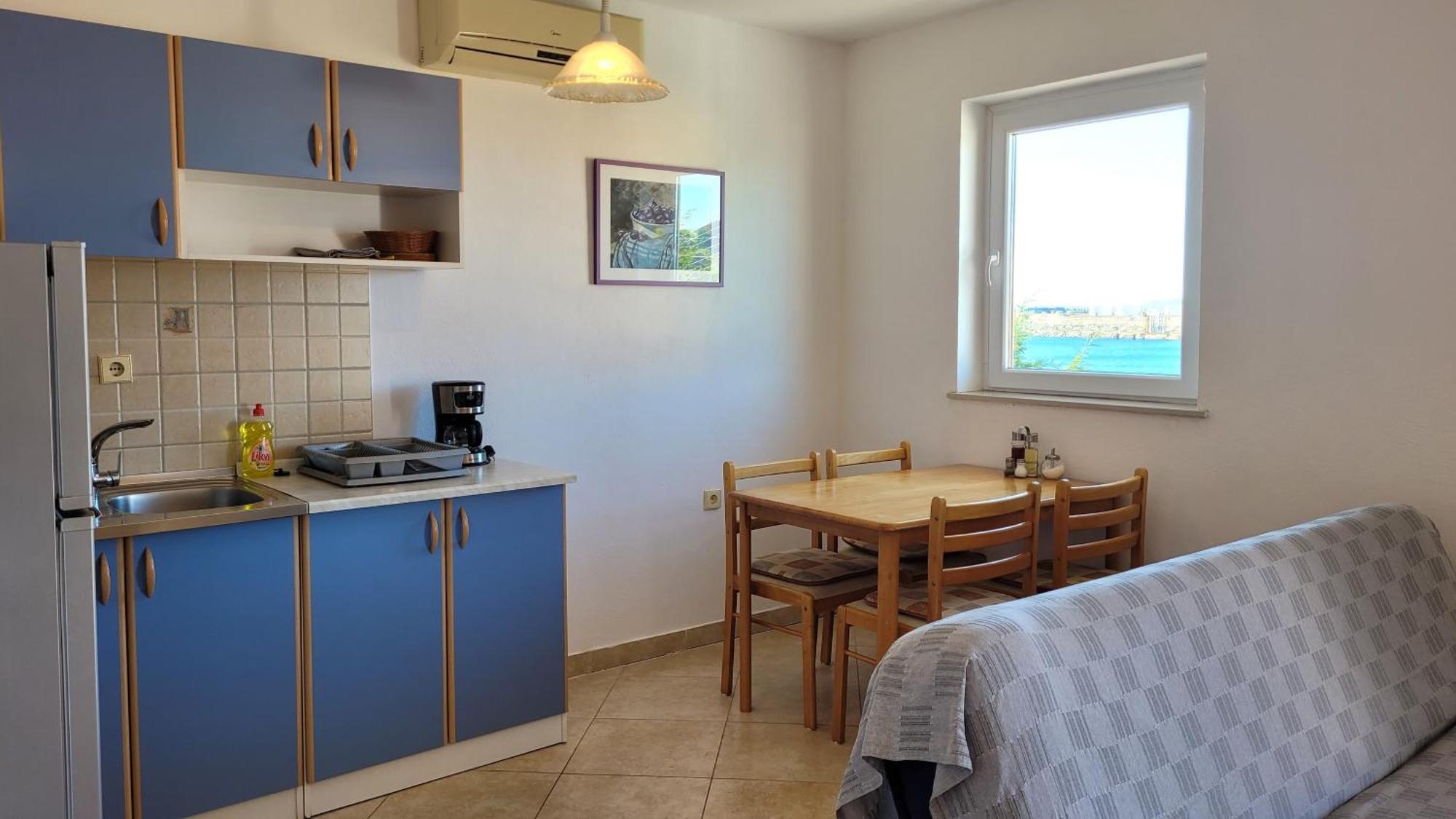 Apartments Adriana オミサリ エクステリア 写真